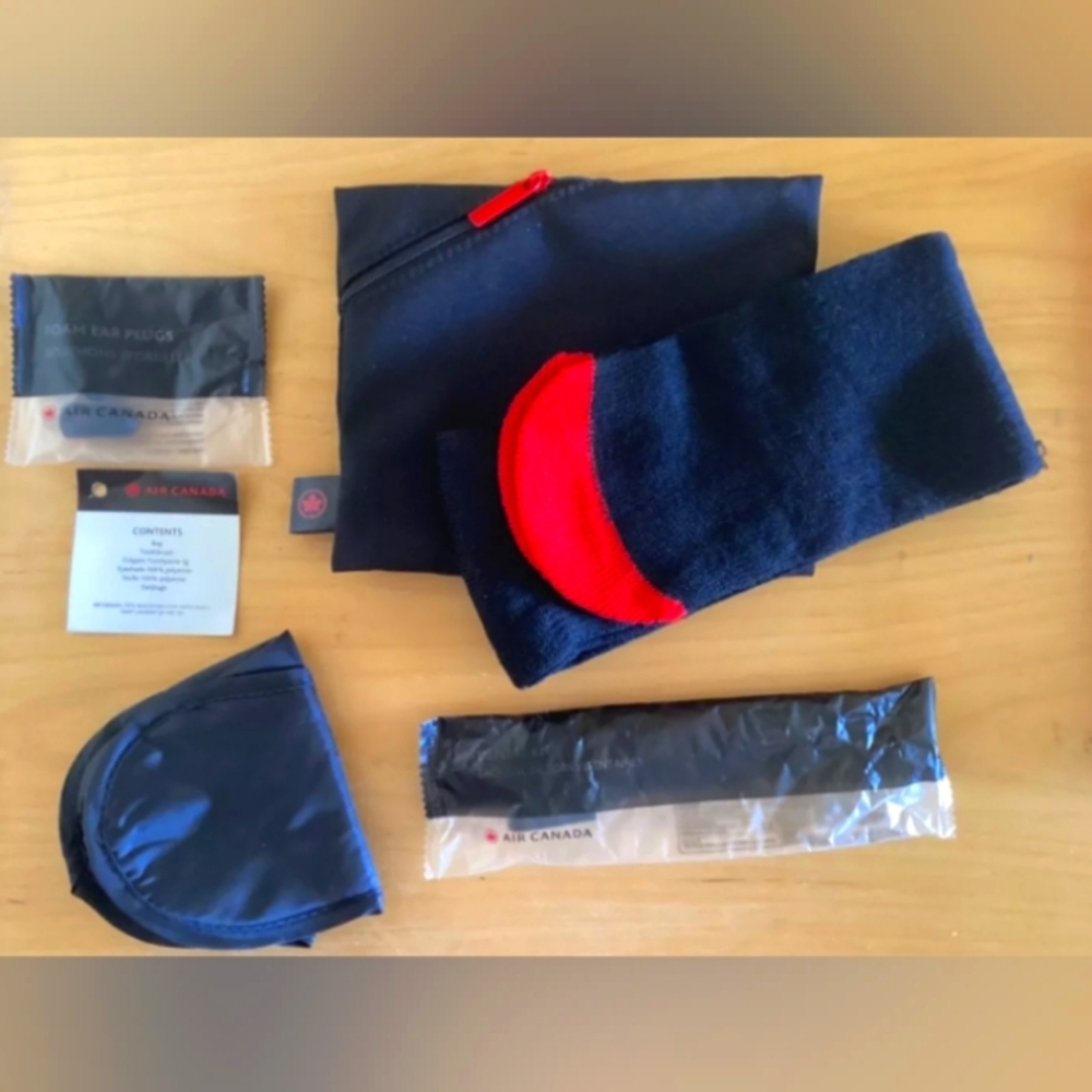 Air Canada Amenity Kit Business Class UNUSED Full Travel Bag Pouch Black